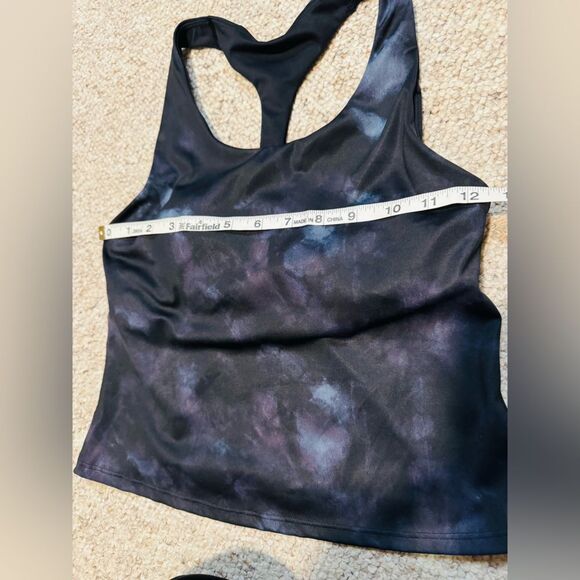 Old Navy Fitted Black and Gray Tank Top - Picture 9 of 11